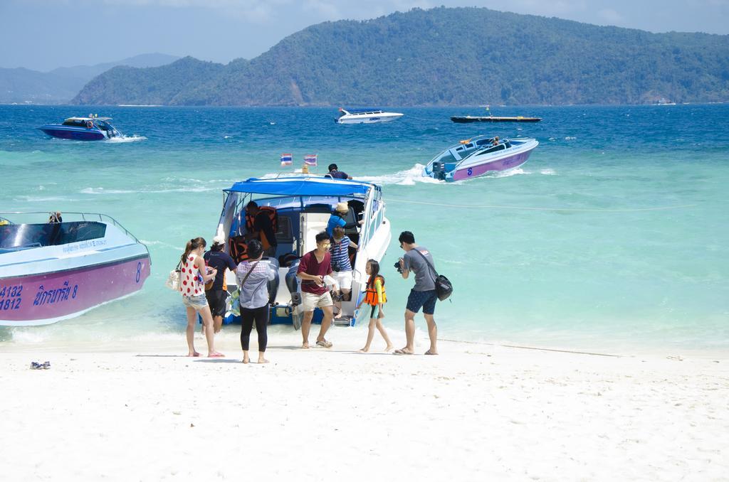 Coral Island Resort Phuket Exterior photo